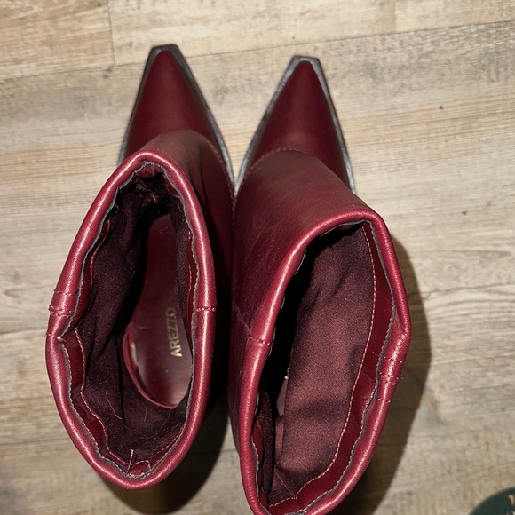 NWOB Burgundy Leather Slouchy Ankle Heeled Boots Pointed Toe - Picture 5 of 7